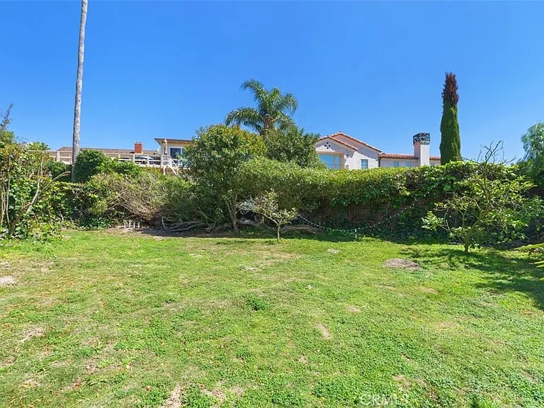 3068 Zell Dr — Photo 30