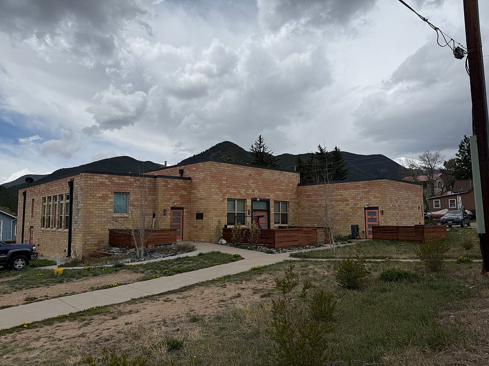 1st image of 322 E Park Ave #5