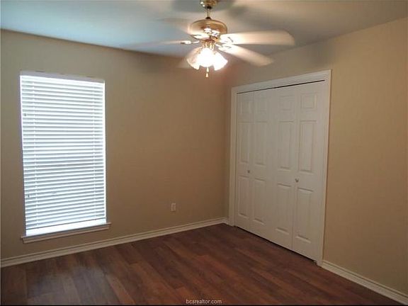 3rd image of 3718 Chantal Cir