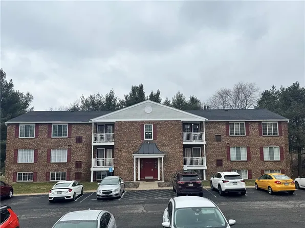 954 Wood Hollow Dr, Cranberry Township, PA 16066