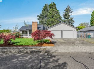 2447 SW McGinnis Ave, Troutdale, OR