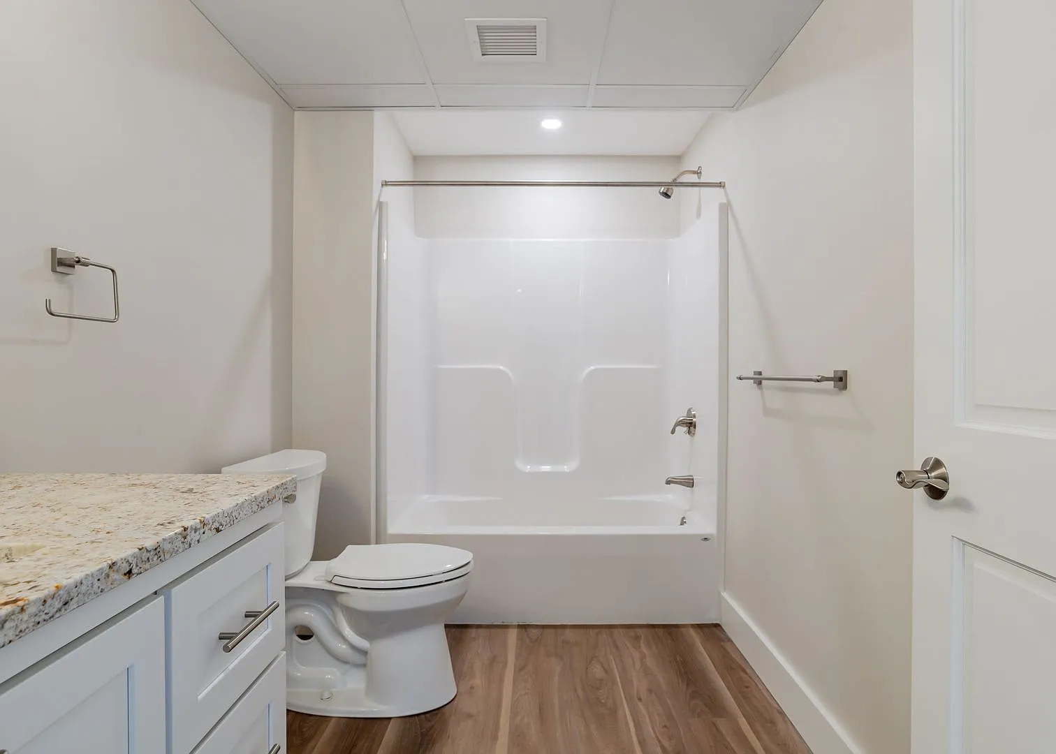 18 Sullivan Street — Photo 3