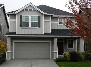 945 SW 19th Way, Troutdale, OR 97060