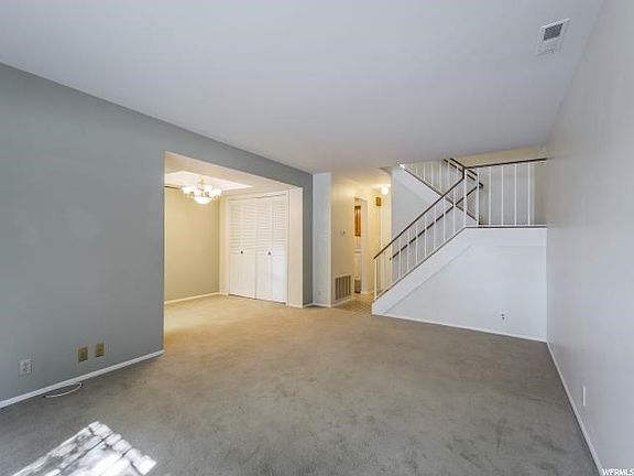 4th image of 620 E. 4075 S.