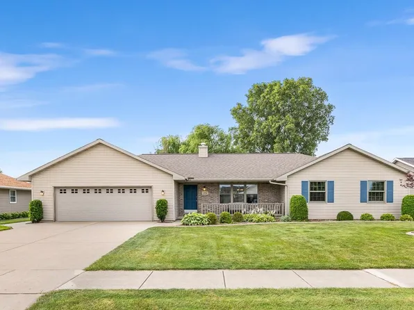 1193 Countryside Dr, De Pere, WI 54115