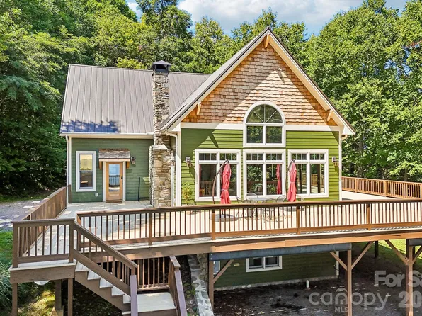 2705 Sand Branch Rd, Black Mountain, NC 28711