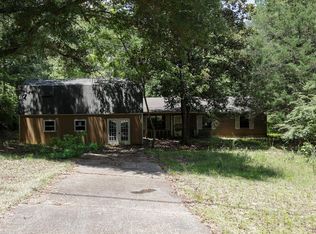 593 Mary McClendon Rd, Ozark, AL 36360