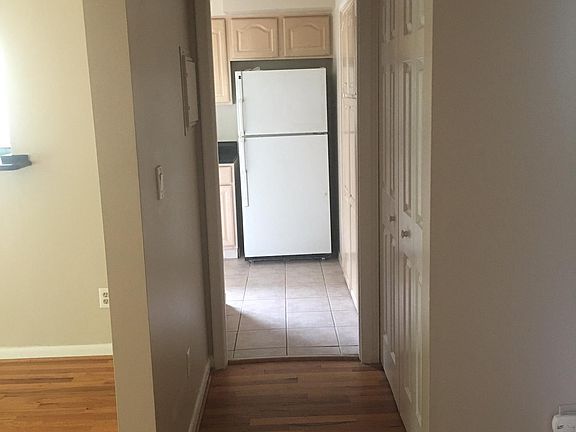 2nd image of 4049 W Maple Rd APT A106