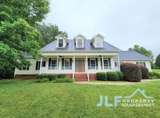 205 Oakview Dr, Salisbury, NC 28146