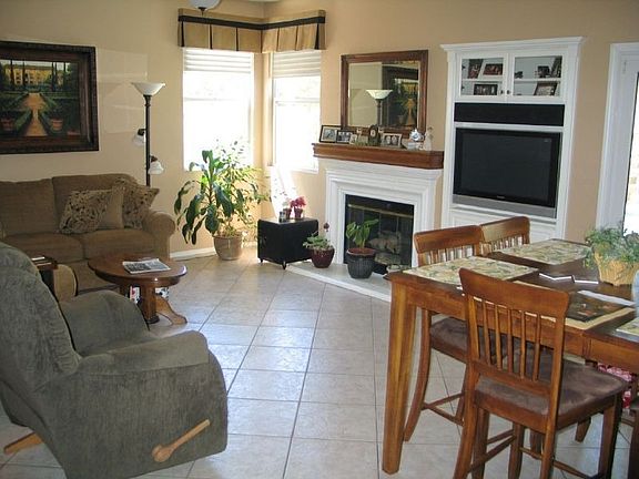 4th image of 2616 S Bon View Ave