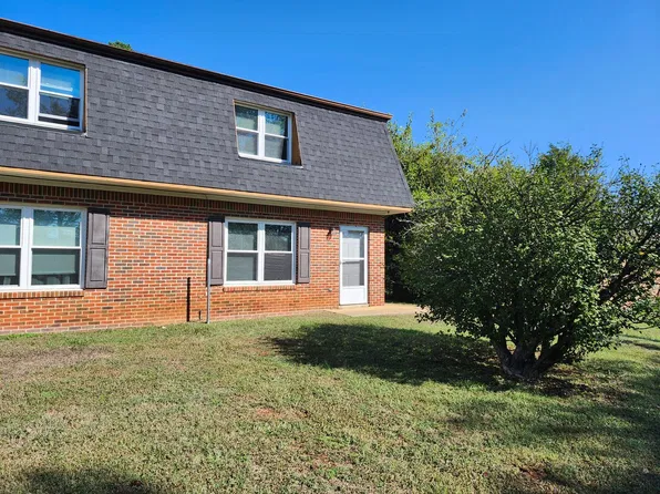 6221 Bonny Oaks Drive, 6221 Bonny Oaks Dr #B, Chattanooga, TN 37416