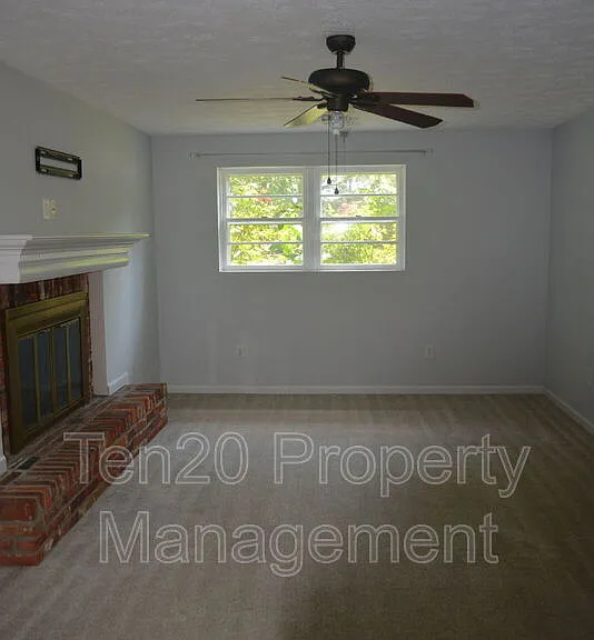 1815 Marilon Dr — Photo 28
