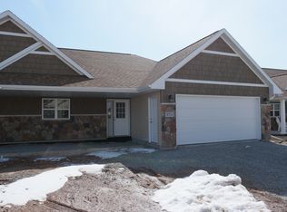 874 Gertrude St, Kaukauna, WI 54130