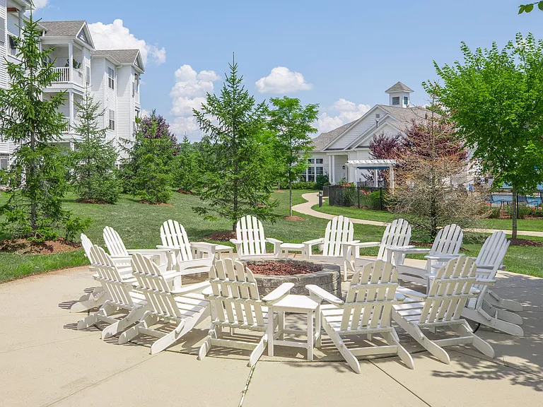 The Pointe at Dorset Crossing — Photo 19