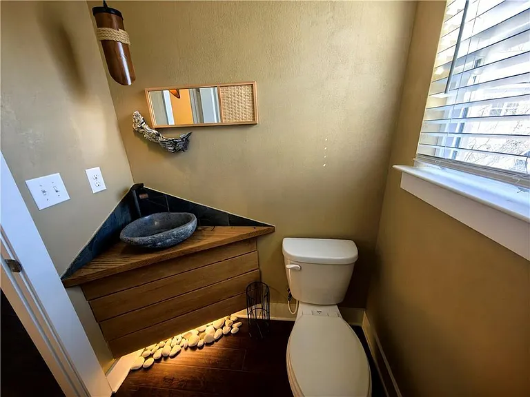 3797 Oxford Cir — Photo 5