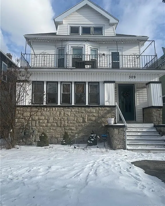 309 N Park Ave