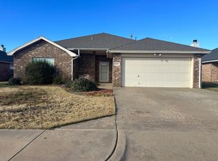 1010 Primrose Ave, Lubbock, TX 79416