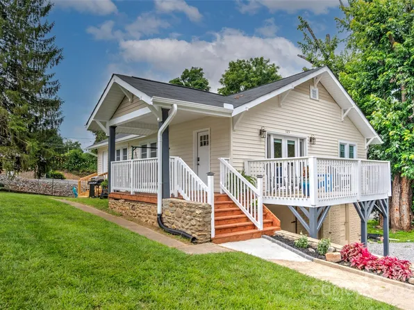 123 W Marshall St, Waynesville, NC 28786