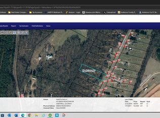 29 Green Meadows Dr, Hartwell, GA 30643