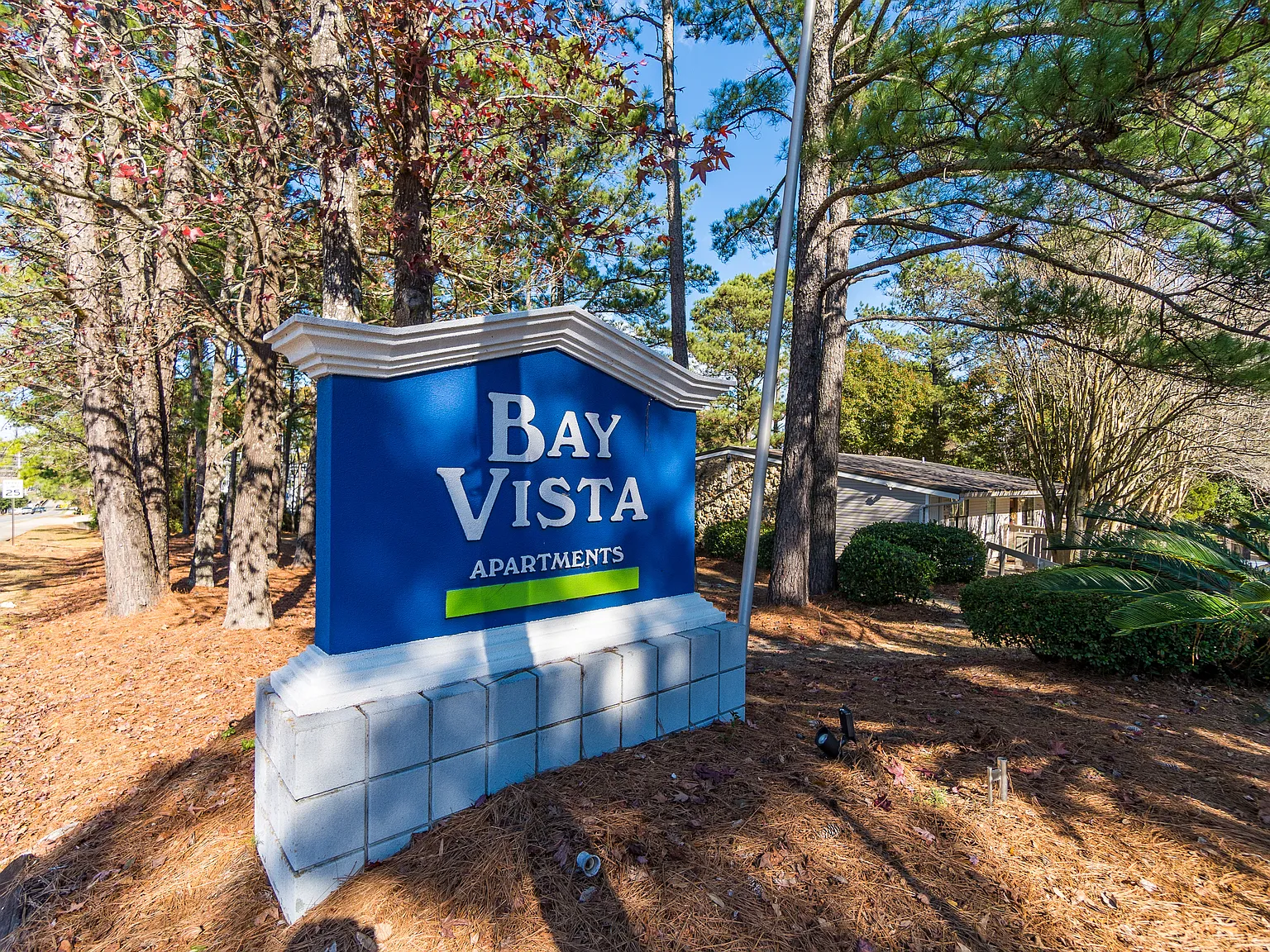Bay Vista — Photo 2
