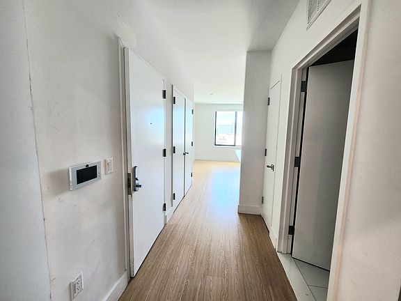 5th image of 30.3 Vroom St #602