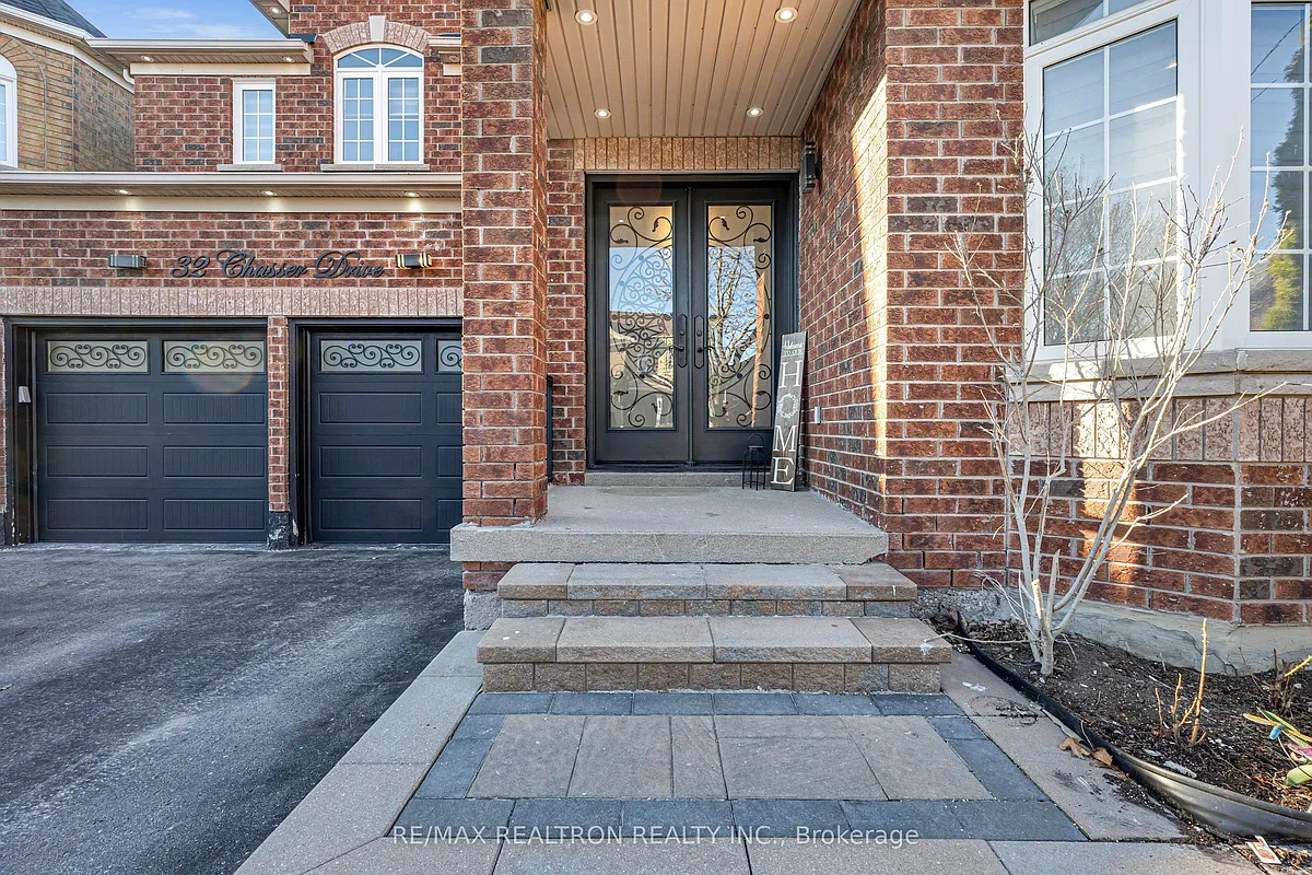 Building Photo - 32 Chasser Dr