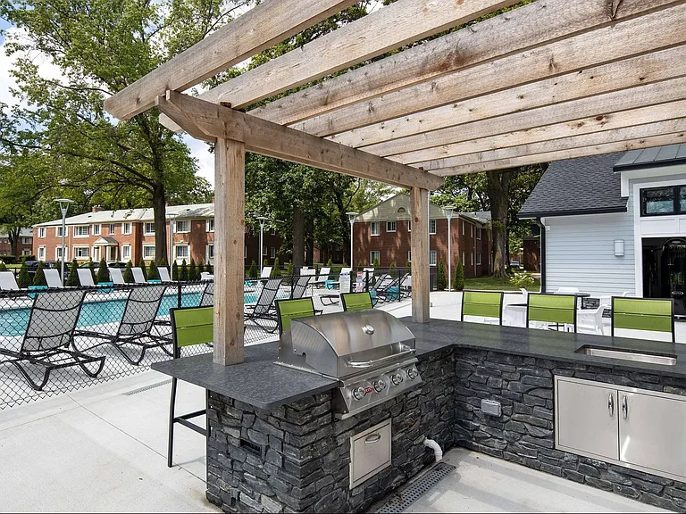Grilling Station