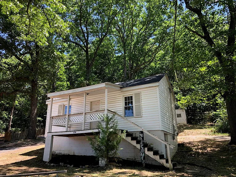 554 Lee Jackson Hwy — Photo 1