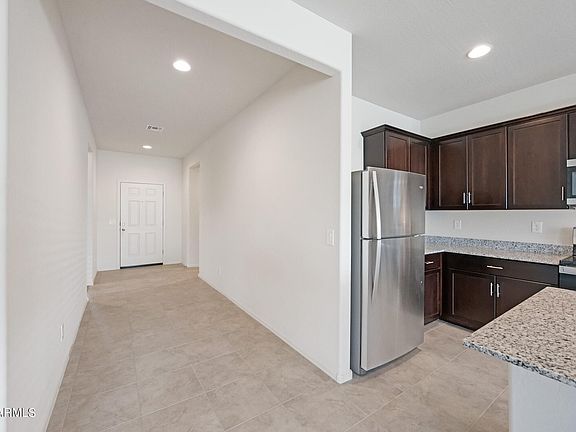 4th image of 43635 W Mescal St