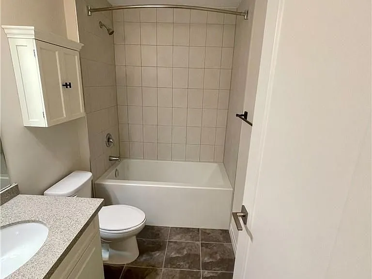 4 Showers Ln — Photo 13