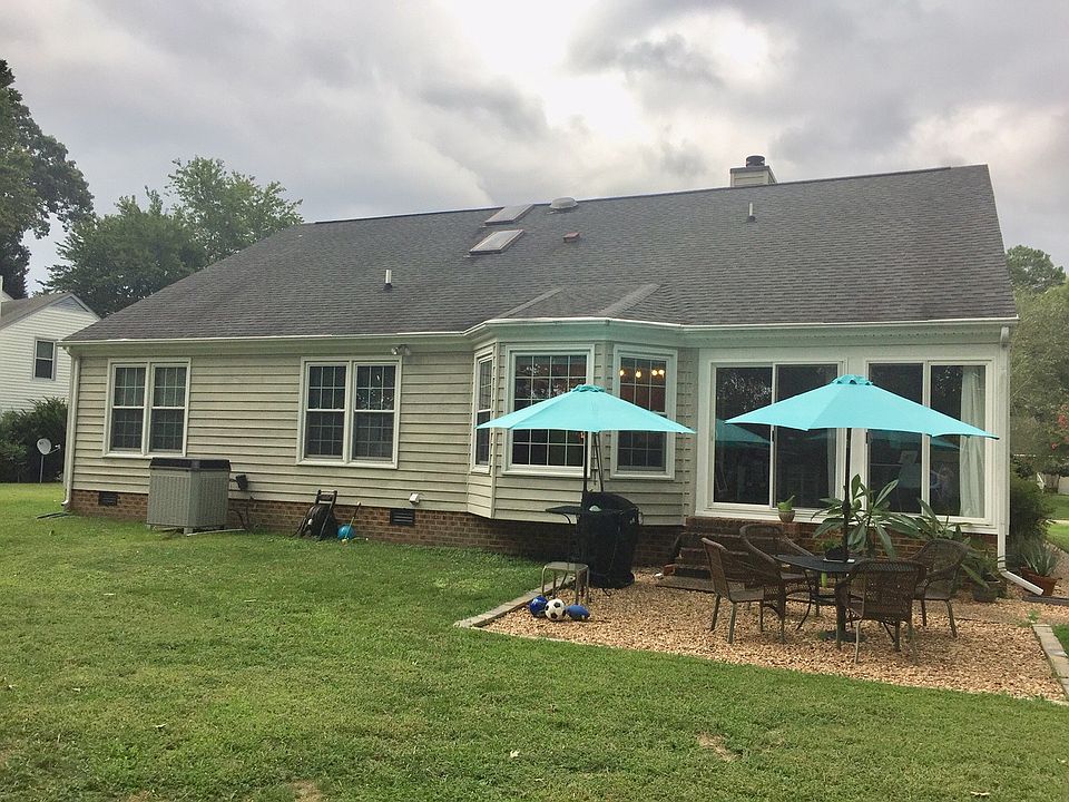 1st image of 127 Winders Ln