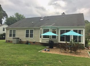 127 Winders Ln, Yorktown, VA 23692