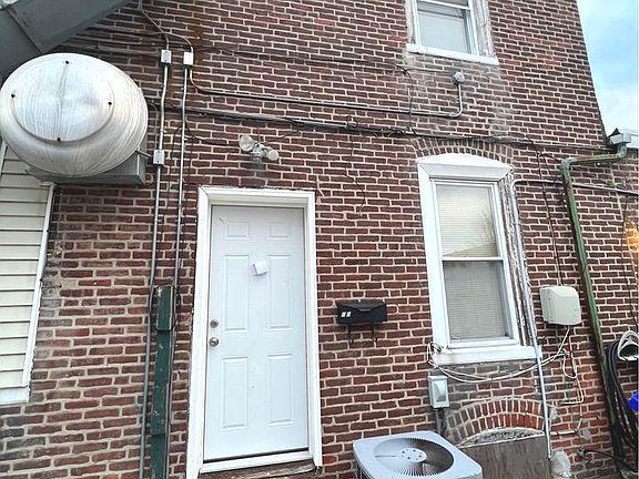 4th image of 7 Huntingdon Pike APT B