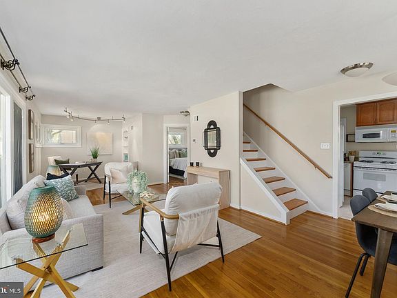 2nd image of 6601 Cavalier Dr