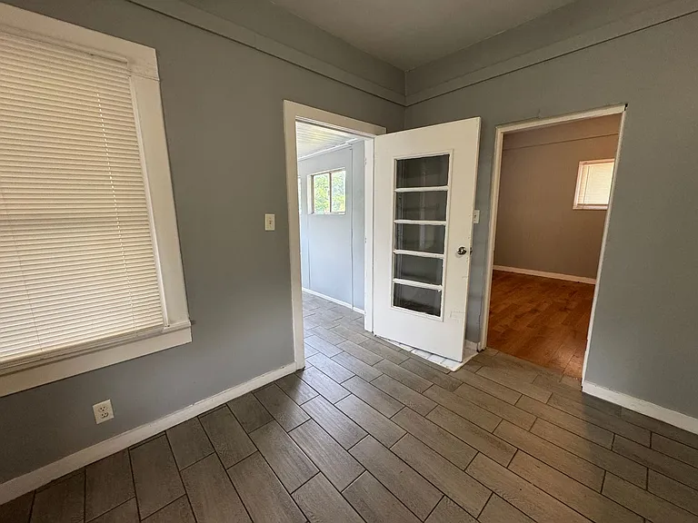 2217 Terrace Ave — Photo 6