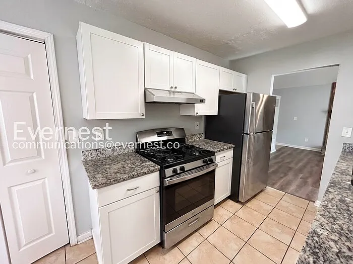 4165 Little Spgs NW — Photo 7