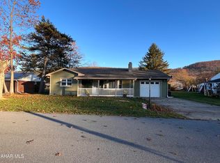 193 Tipton Manor Rd, Tyrone, PA 16686