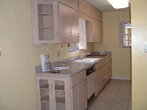 3rd image of 6107 N Central Ave