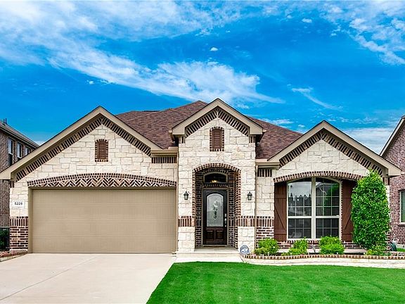 3rd image of 5228 Texana Dr