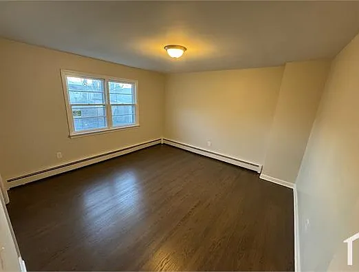 126 Elmwood Ave #5 — Photo 4