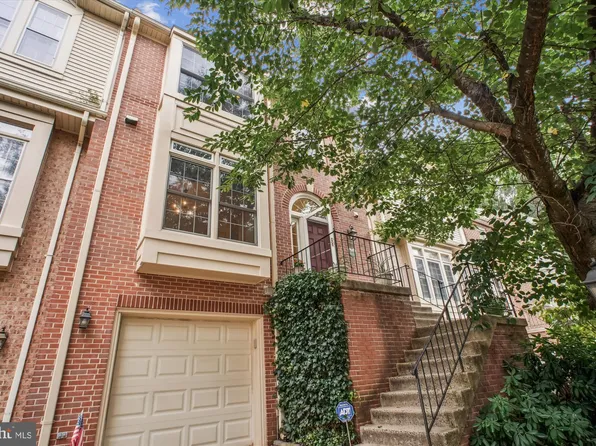 3853 Inverness Rd, Fairfax, VA 22033