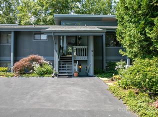 298 Tinequa Dr, Brevard, NC 28712