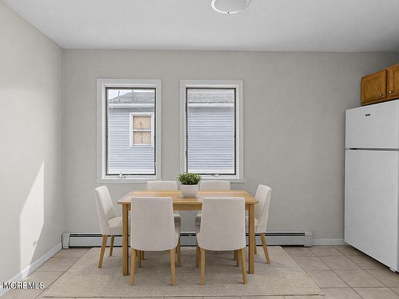 5th image of 517 14th Avenue