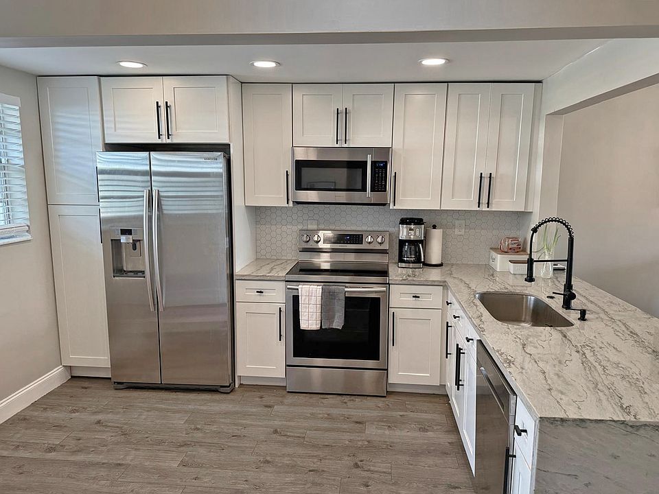 1st image of 1701 NW 75th Ave APT 104