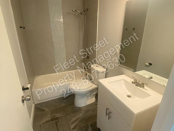 5th image of 10020 Saratoga St