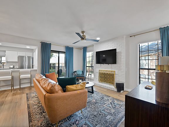 4th image of 15151 Berry Trl APT 1108