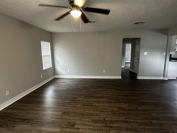 2nd image of 2735 26th St
