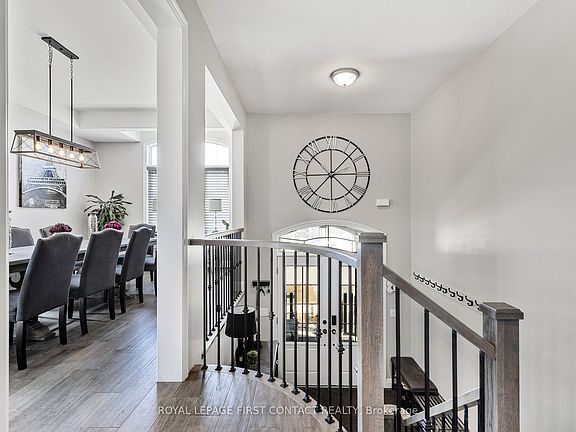 3rd image of 3075 Orion Blvd