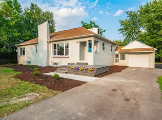 4635 Green Rd, Warrensville Heights, OH 44128