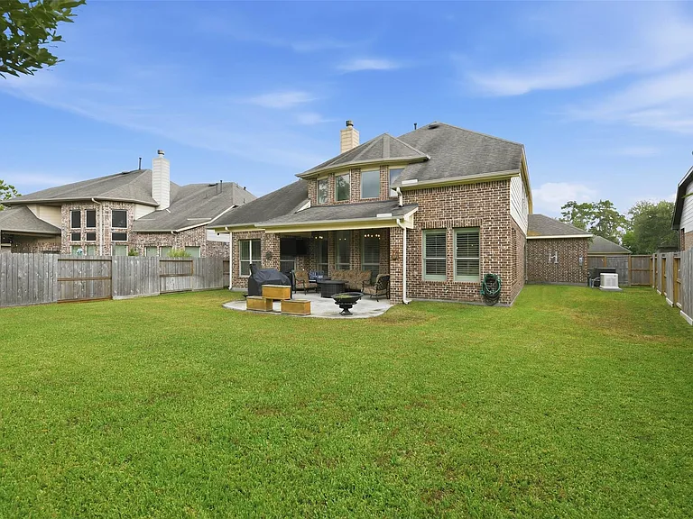 17611 Fossil Ridge Ln — Photo 36